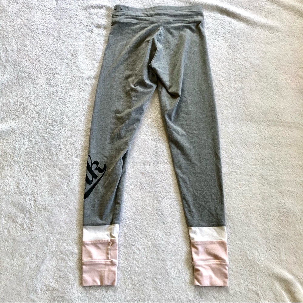 SOLD✖️Gray VSPINK Yoga Leggings | XS - Picture 6 of 6